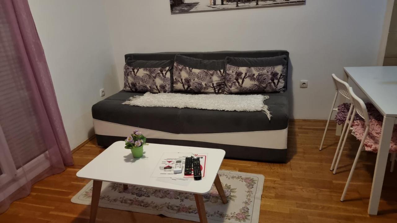 Naki Apartmani Podgorica Luaran gambar