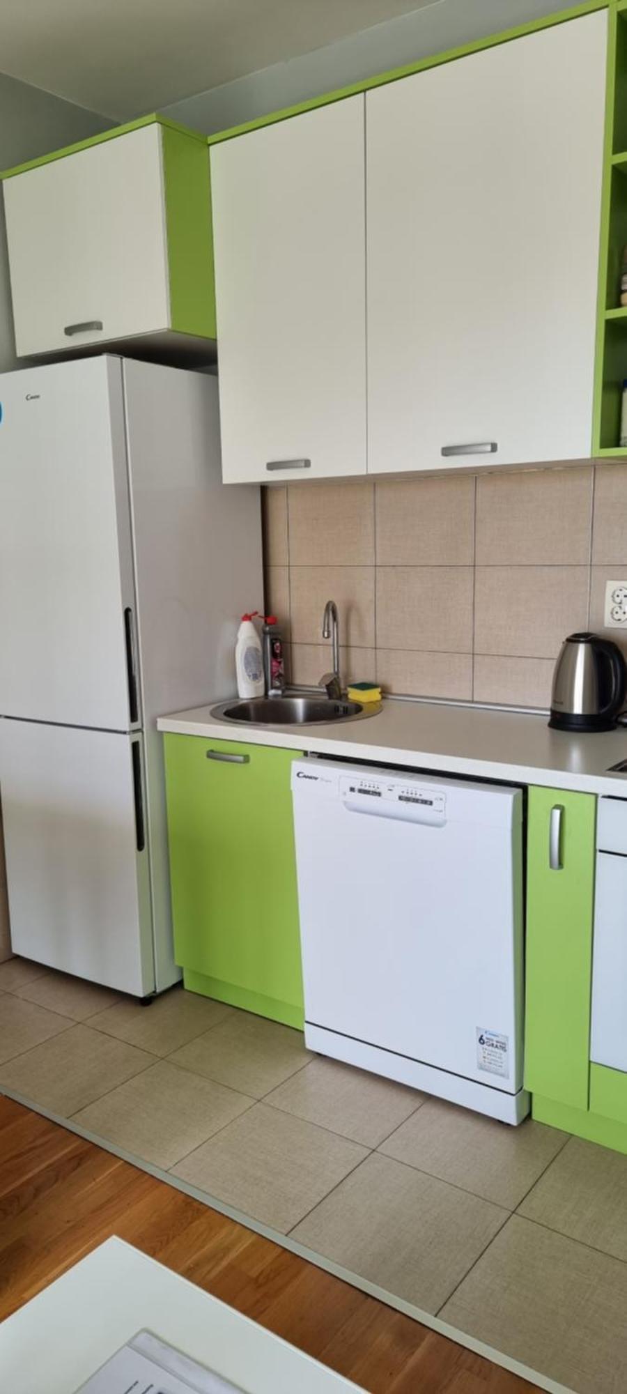 Naki Apartmani Podgorica Bilik gambar