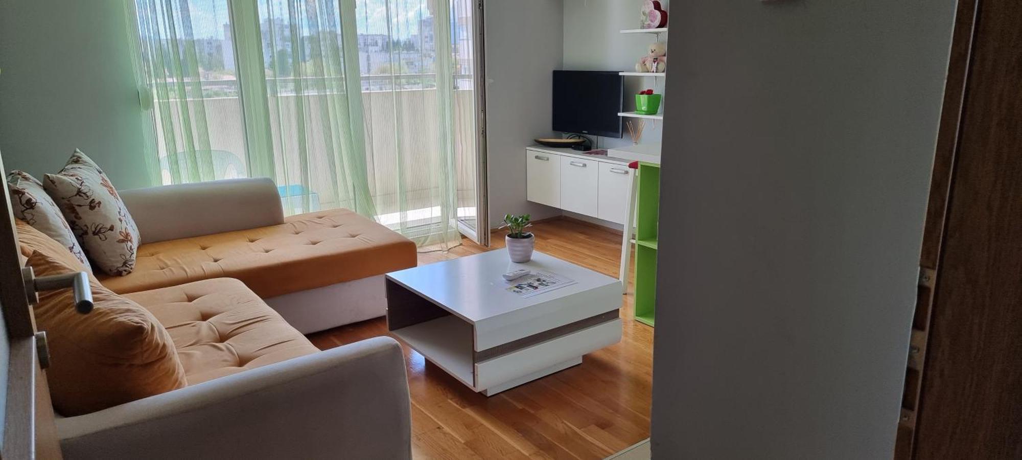 Naki Apartmani Podgorica Bilik gambar