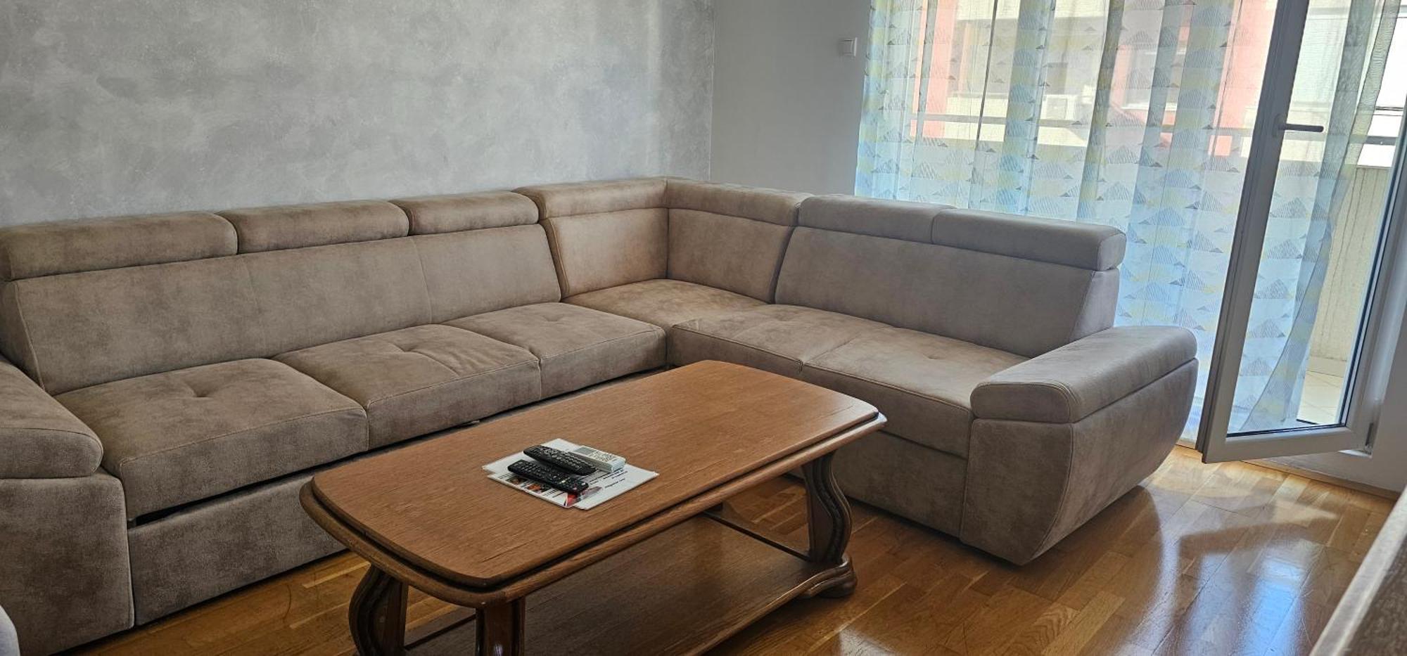 Naki Apartmani Podgorica Bilik gambar